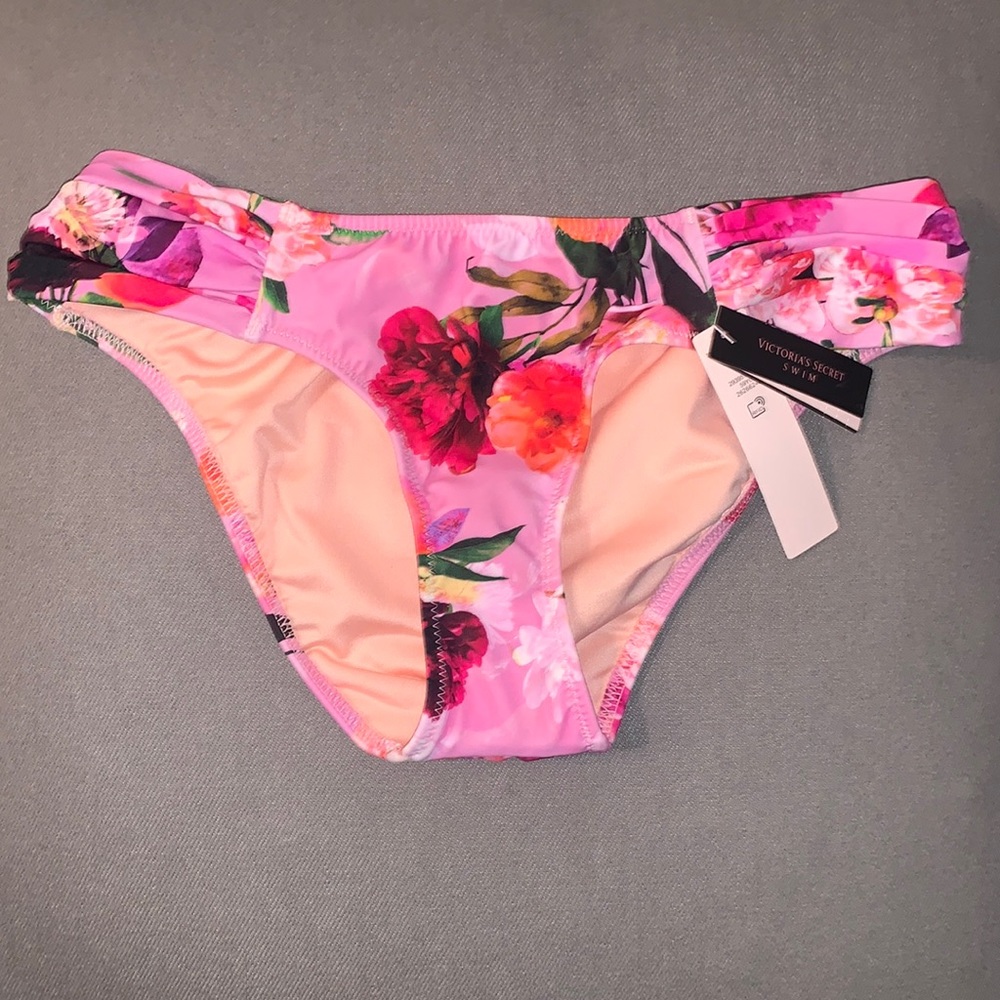 NWT VS Swim pink floral full coverage bikini bottom.